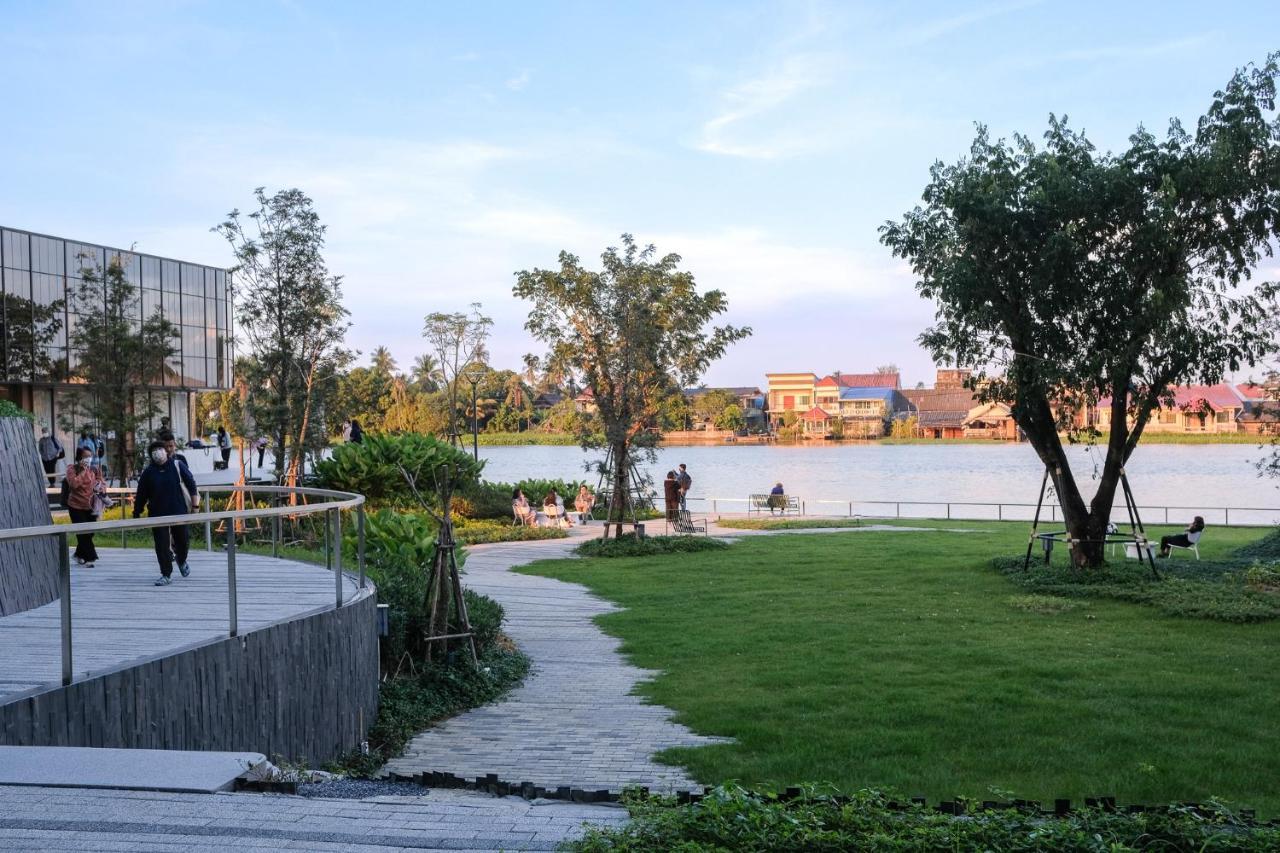 Neera Retreat Hotel 나콘빠톰 외부 사진