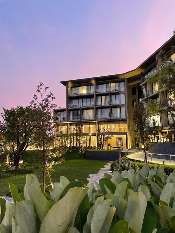 Neera Retreat Hotel 나콘빠톰 외부 사진